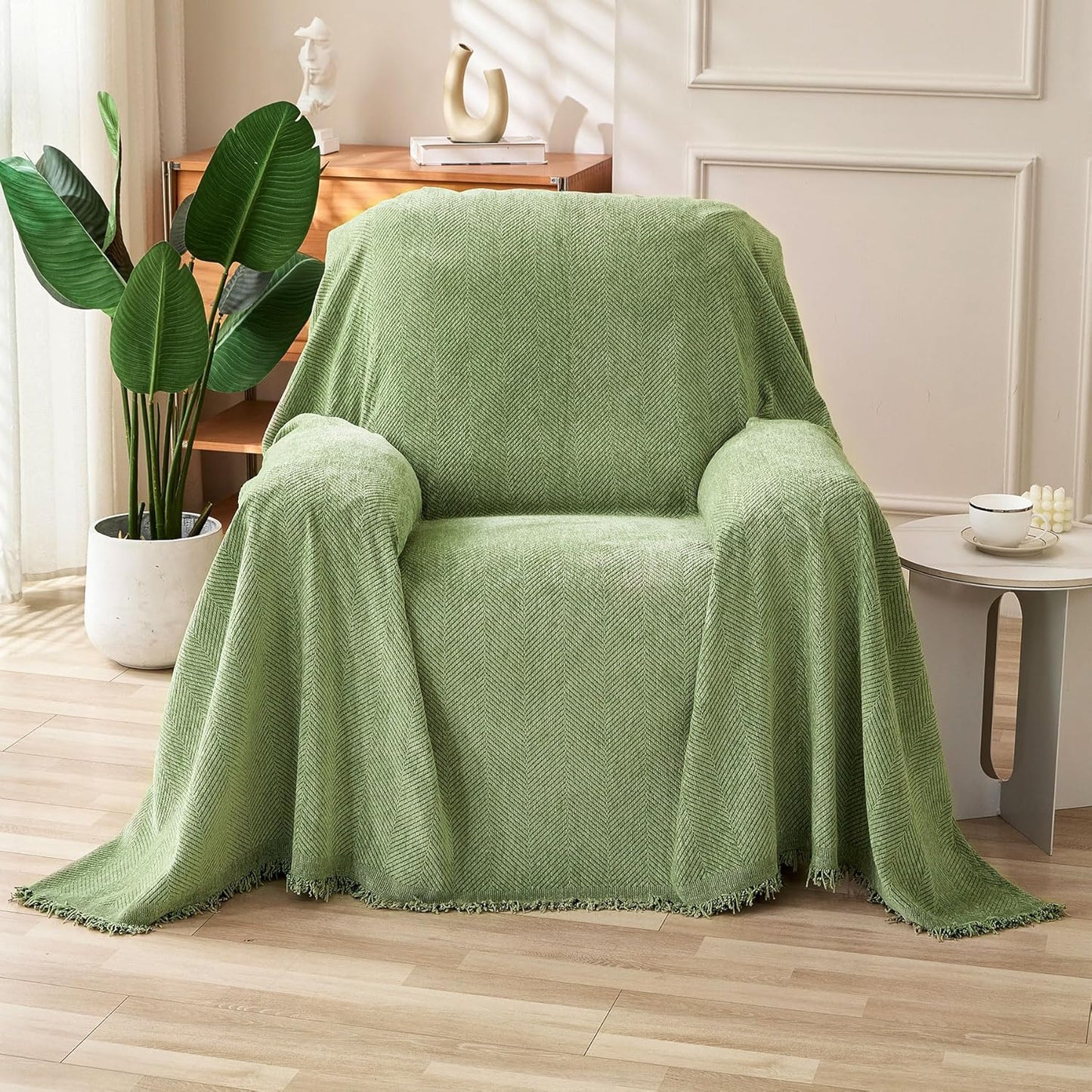HAOMAIJIA Non Slip Couch Cover Sofa Covers for 3 Cushion Couch Washable sectional Couch Covers for Dogs pet Furniture Protector Couch Cover Blanket for Living Room (Off White, 91"x134")
